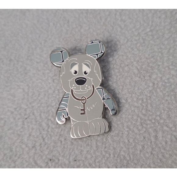 Disney Vinylmation Mystery PIN Park #4 Dog Keys Pirates Carribbean - Picture 2 of 4
